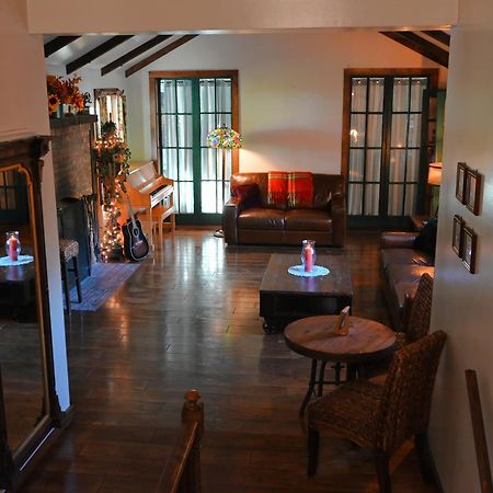 La Perla Restaurant & Country Inn Averill Park Extérieur photo